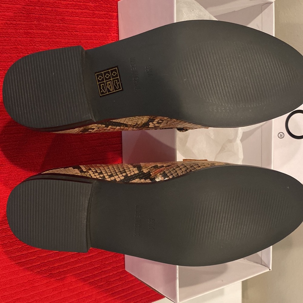 Ashton Shoes - Picture 6 of 6